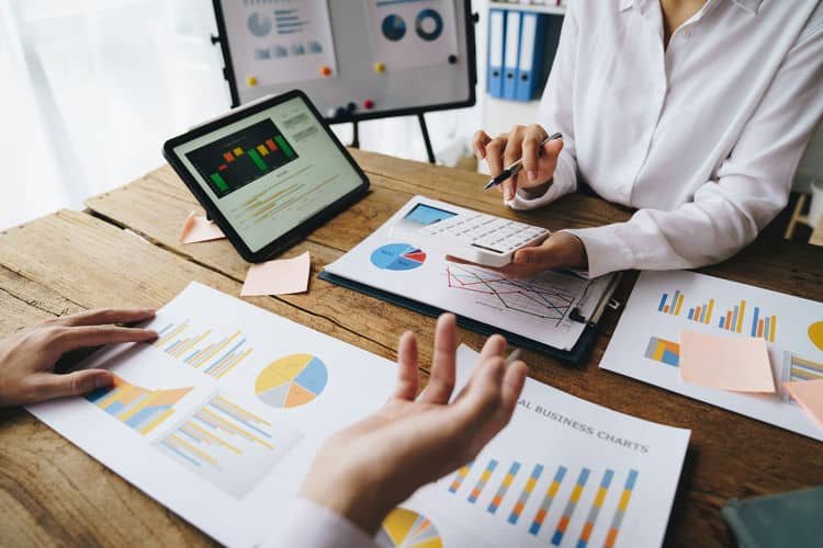 shutterstock 2215743903